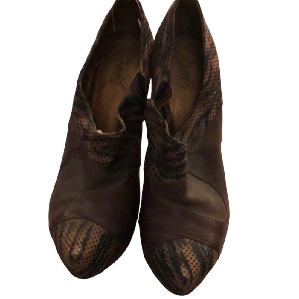 Carlos Santana size 9.5 brown animal print heeled  bootie  genuine leather